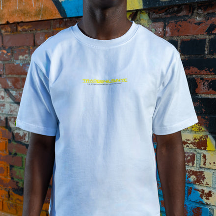 Men’s Trap Genius NYC Bag Logo Heavyweight T-shirt (White + Yellow)